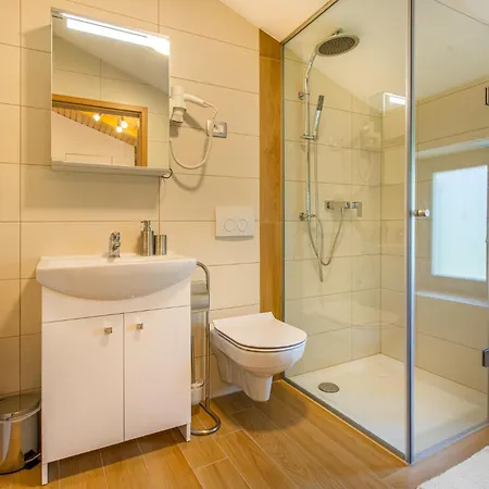 Holiday home Beautiful In With Kitchen *