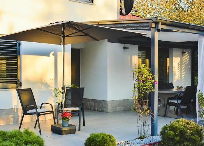 3 Bedroom Awesome In Casa vacanze Divača